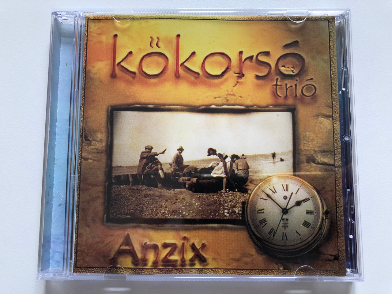 https://cdn10.bigcommerce.com/s-62bdpkt7pb/products/0/images/199541/Kokorso_Trio_-_Anzix_Audio_CD_1999_KORI1999_1__51944.1637175839.1280.1280.JPG?c=2&_gl=1*1exv8fs*_ga*MjA2NTIxMjE2MC4xNTkwNTEyNTMy*_ga_WS2VZYPC6G*MTYzNzE2MTkwOC4xNzMuMS4xNjM3MTc1NjY4LjQw