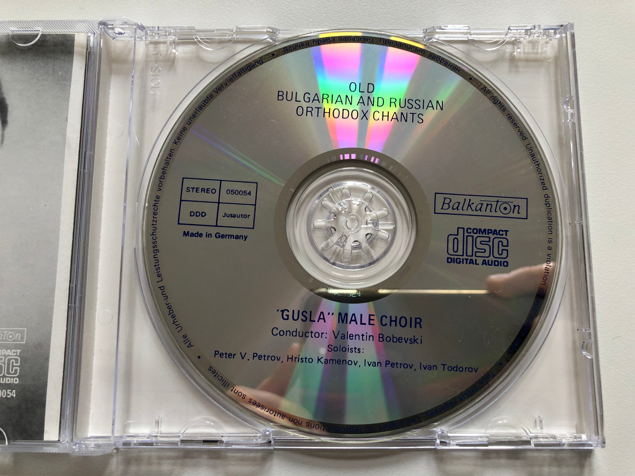 https://cdn10.bigcommerce.com/s-62bdpkt7pb/products/0/images/199551/Old_Bulgarian_And_Russian_Orthodox_Chants_-_Gusla_Male_Choir_Conductor_Valentin_Bobevski_Balkanton_Audio_CD_Stereo_050054_3__08591.1637176887.1280.1280.JPG?c=2&_gl=1*1ykjeli*_ga*MjA2NTIxMjE2MC4xNTkwNTEyNTMy*_ga_WS2VZYPC6G*MTYzNzE2MTkwOC4xNzMuMS4xNjM3MTc2NzI2LjI5