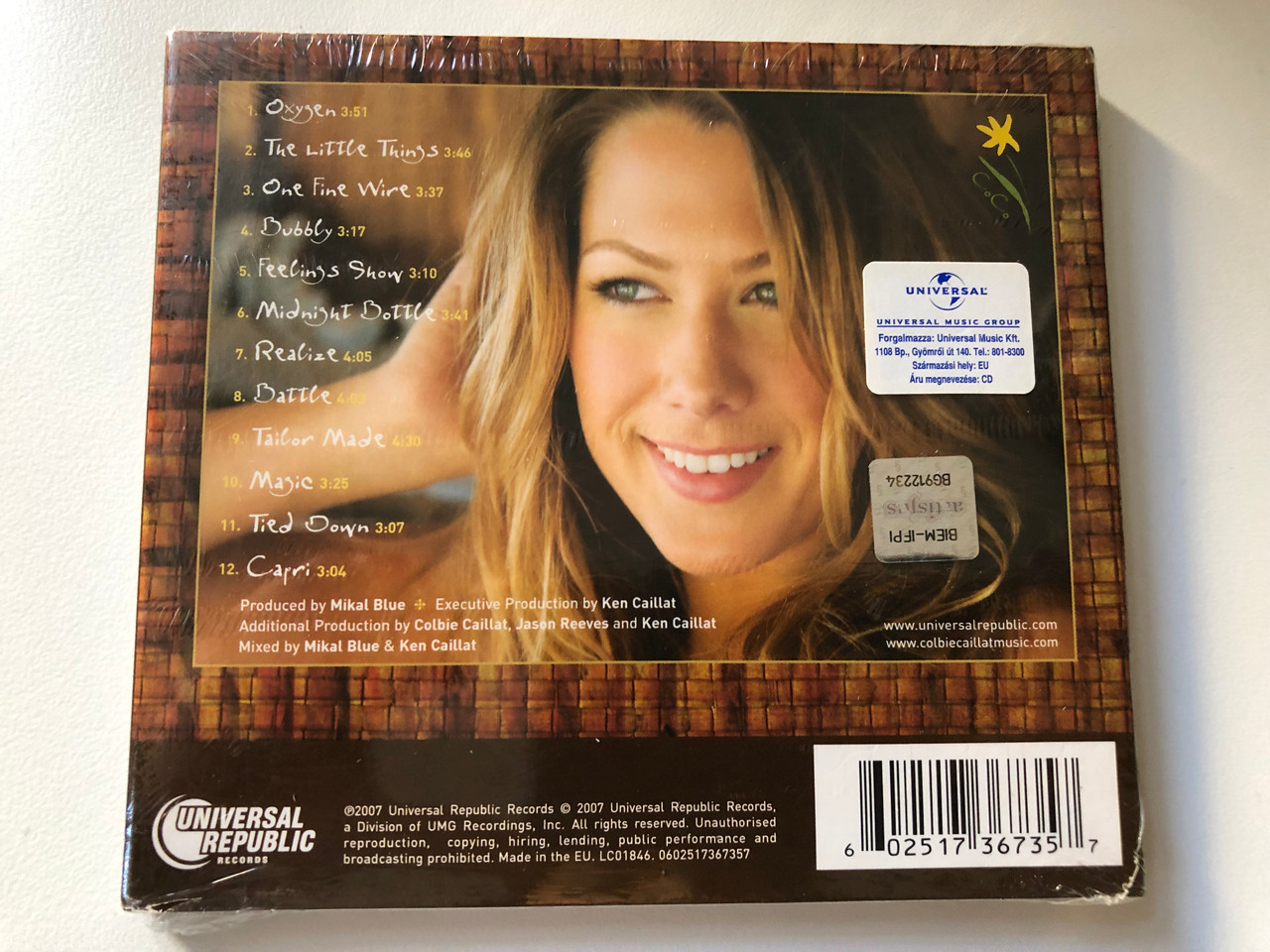 https://cdn10.bigcommerce.com/s-62bdpkt7pb/products/0/images/200985/Colbie_Caillat_Coco_Featuring_The_Hit_Single_Bubbly_Universal_Republic_Records_Audio_CD_2007_0602517367357_2__12071.1638450759.1280.1280.JPG?c=2&_gl=1*1tyogci*_ga*MjA2NTIxMjE2MC4xNTkwNTEyNTMy*_ga_WS2VZYPC6G*MTYzODQ0MDM5Mi4xOTkuMS4xNjM4NDUwNDE4LjM5