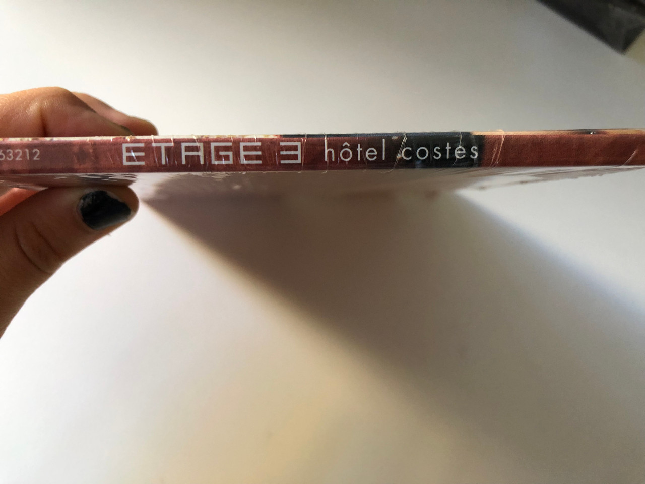 https://cdn10.bigcommerce.com/s-62bdpkt7pb/products/0/images/201026/Htel_Costes_Etage_3_-_Costes_mixed_by_Stphane_Pompougnac_Pschent_Audio_CD_2000_3063212_3__99913.1638521836.1280.1280.JPG?c=2&_gl=1*z4wqrv*_ga*MjA2NTIxMjE2MC4xNTkwNTEyNTMy*_ga_WS2VZYPC6G*MTYzODUxNDM5NC4yMDAuMS4xNjM4NTIxNjYxLjE4