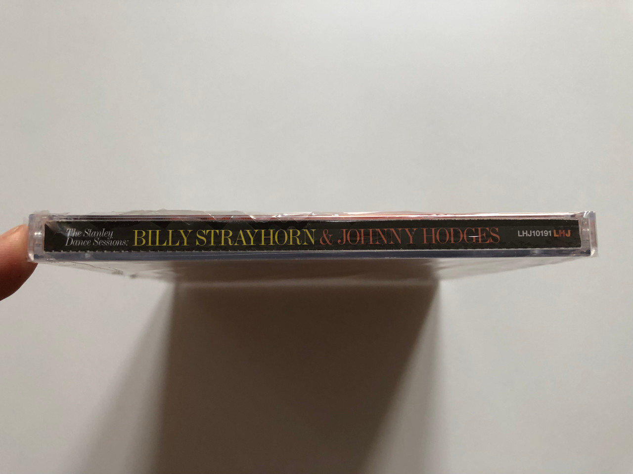 https://cdn10.bigcommerce.com/s-62bdpkt7pb/products/0/images/201182/The_Stanley_Dance_Sessions_Billy_Strayhorn_Johnny_Hodges_For_Professional_Collectors._Complete_Sessions._Comprehensive_Booklet._Meticulous_Audio_Restoration_Lone_Hill_Jazz_Audio_CD_2005_3__06528.1638897169.1280.1280.JPG?c=2&_gl=1*1vnctsl*_ga*MjA2NTIxMjE2MC4xNTkwNTEyNTMy*_ga_WS2VZYPC6G*MTYzODg5MjM0OC4yMDUuMS4xNjM4ODk2NDk4LjYw