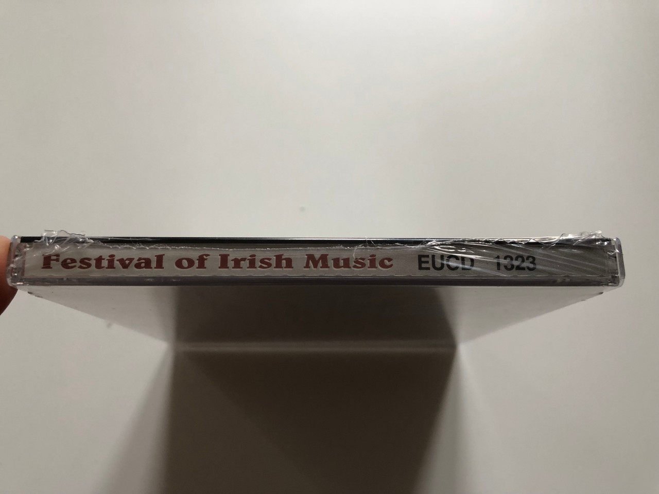 https://cdn10.bigcommerce.com/s-62bdpkt7pb/products/0/images/201613/Festival_Of_Irish_Music_The_Dubliners_Tara_Noel_McLoughlin_Dolores_Keane_Kieran_Fahy_Golden_Bough_ARC_Music_Audio_CD_1995_EUCD_1323_3__49556.1639392487.1280.1280.JPG?c=2&_gl=1*xuq4ow*_ga*MjA2NTIxMjE2MC4xNTkwNTEyNTMy*_ga_WS2VZYPC6G*MTYzOTM5MDc3NS4yMTIuMS4xNjM5MzkyMjM0LjU3