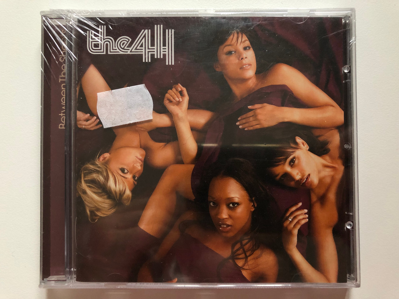 https://cdn10.bigcommerce.com/s-62bdpkt7pb/products/0/images/201966/The_411_Between_The_Sheets_Sony_Music_UK_Audio_CD_2004_519084_2_1__60436.1639753572.1280.1280.JPG?c=2&_gl=1*xk94rb*_ga*MjA2NTIxMjE2MC4xNTkwNTEyNTMy*_ga_WS2VZYPC6G*MTYzOTc0OTMxNS4yMjEuMS4xNjM5NzUzMzYxLjUy