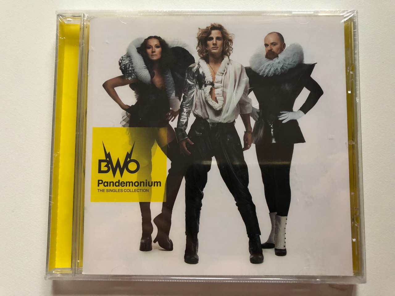 https://cdn10.bigcommerce.com/s-62bdpkt7pb/products/0/images/202188/BWO_Pandemonium_The_Singles_Collection_Capitol_Records_Audio_CD_2008_5099920775421_1__48932.1639986109.1280.1280.JPG?c=2&_gl=1*1gauiqp*_ga*MjA2NTIxMjE2MC4xNTkwNTEyNTMy*_ga_WS2VZYPC6G*MTYzOTk4MjAwOC4yMjMuMS4xNjM5OTg1OTU5LjQx