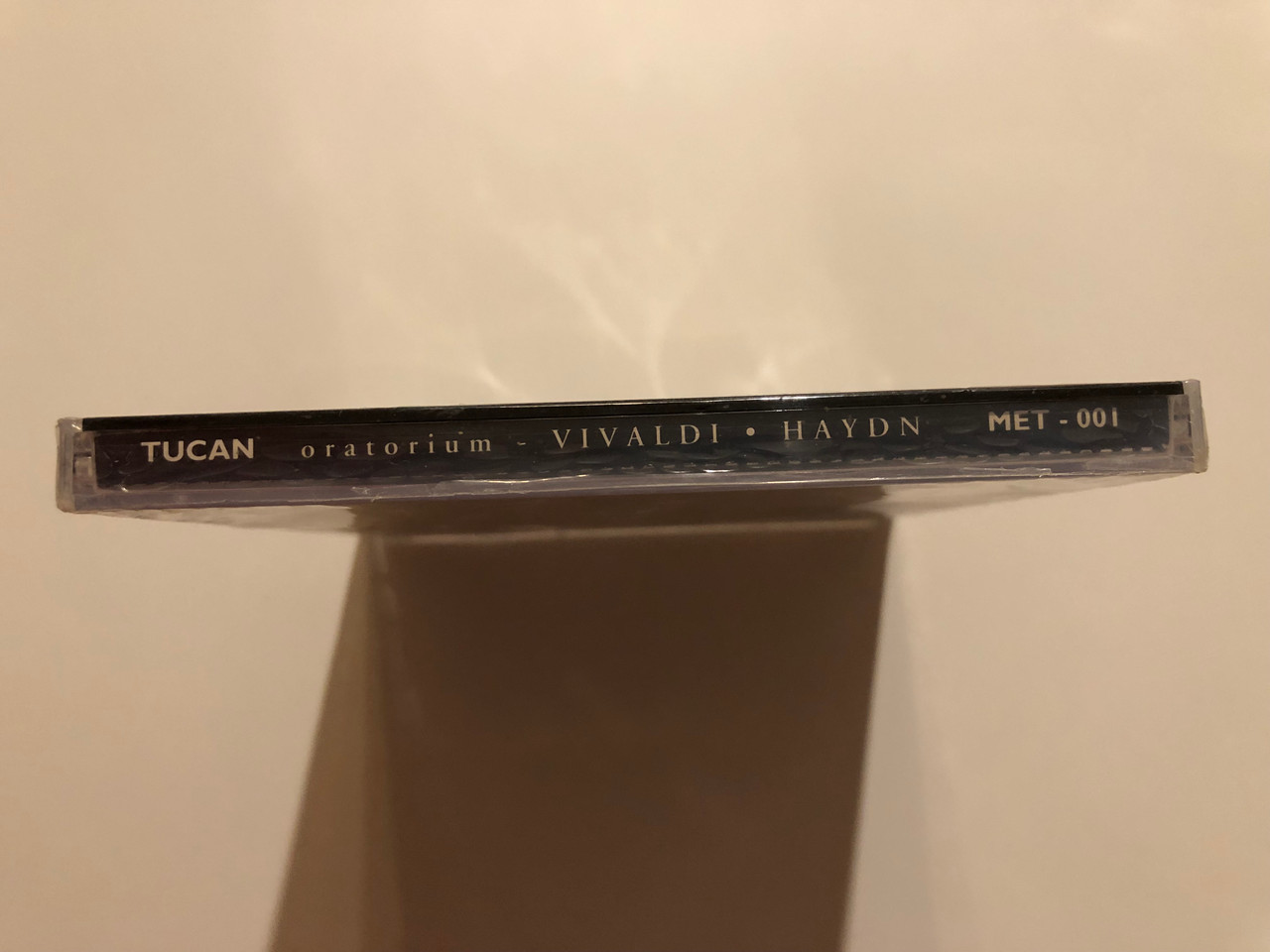 https://cdn10.bigcommerce.com/s-62bdpkt7pb/products/0/images/202636/Oratorium_-_Vivaldi_Haydn_Tibor_V._Weil_bariton_Franz_Liszt_Chamber_Orchestra_Janos_Rolla_Tucan_Audio_CD_MET-001_3__73050.1640175719.1280.1280.JPG?c=2&_gl=1*1i9ybpp*_ga*MjA2NTIxMjE2MC4xNTkwNTEyNTMy*_ga_WS2VZYPC6G*MTY0MDE3MjE3OS4yMjcuMS4xNjQwMTc1NTc2LjYw