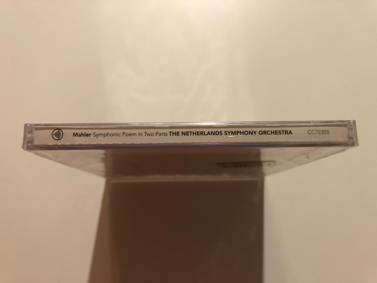 https://cdn10.bigcommerce.com/s-62bdpkt7pb/products/0/images/202704/Gustav_Mahler_-_Symphonic_Poem_in_Two_Parts_Titan_Symphony_no._1_Hamburg_1893_version_The_Netherlands_Symphony_Orchestra_Jan_Willem_de_Vriend_Challenge_Classics_Audio_CD_2010_CC7_3__20382.1640243790.1280.1280.JPG?c=2&_gl=1*9jw0cr*_ga*MjA2NTIxMjE2MC4xNTkwNTEyNTMy*_ga_WS2VZYPC6G*MTY0MDIzODk0OS4yMjguMS4xNjQwMjQzMjY3LjU4