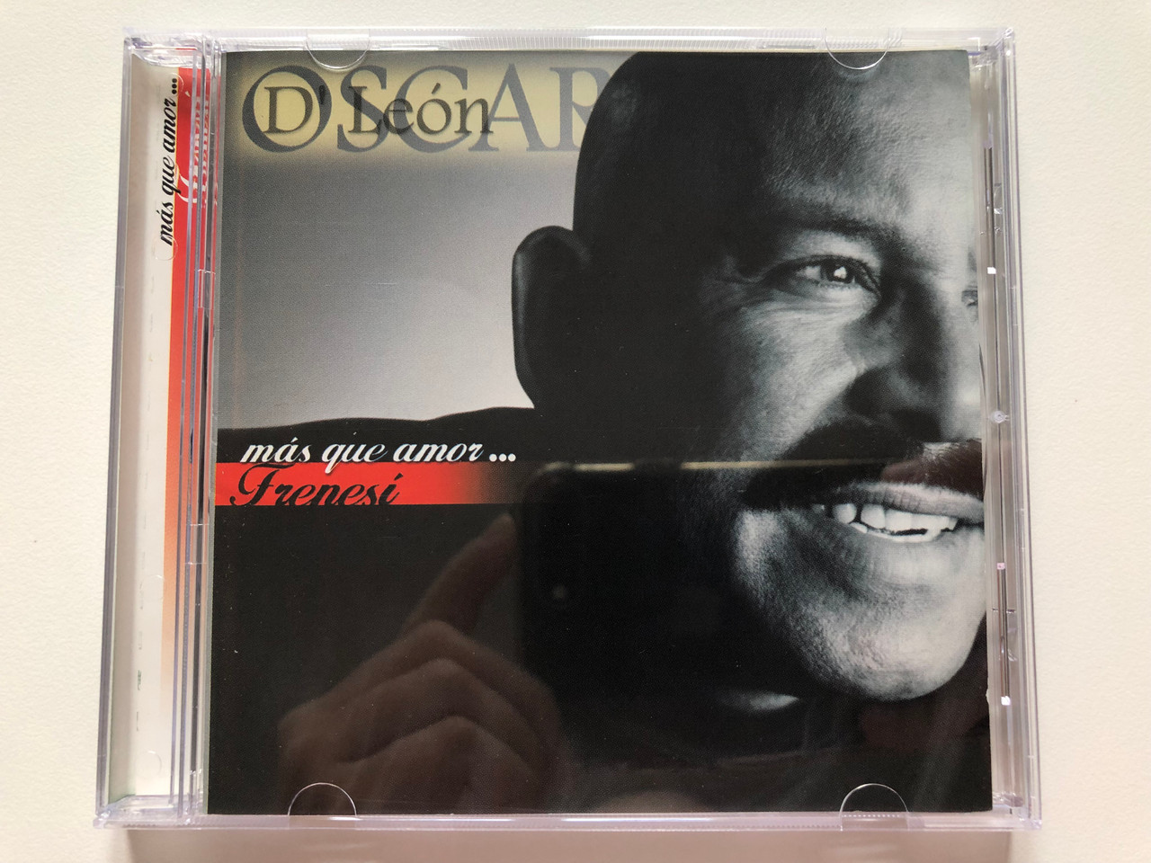 https://cdn10.bigcommerce.com/s-62bdpkt7pb/products/0/images/203610/Oscar_D_Len_Ms_Que_Amor..._Frenes_Universal_Audio_CD_2001_114465-2_1__74627.1640869197.1280.1280.JPG?c=2&_gl=1*160j6f9*_ga*MjA2NTIxMjE2MC4xNTkwNTEyNTMy*_ga_WS2VZYPC6G*MTY0MDg2NzM3NS4yMzkuMS4xNjQwODY5MDYyLjU4