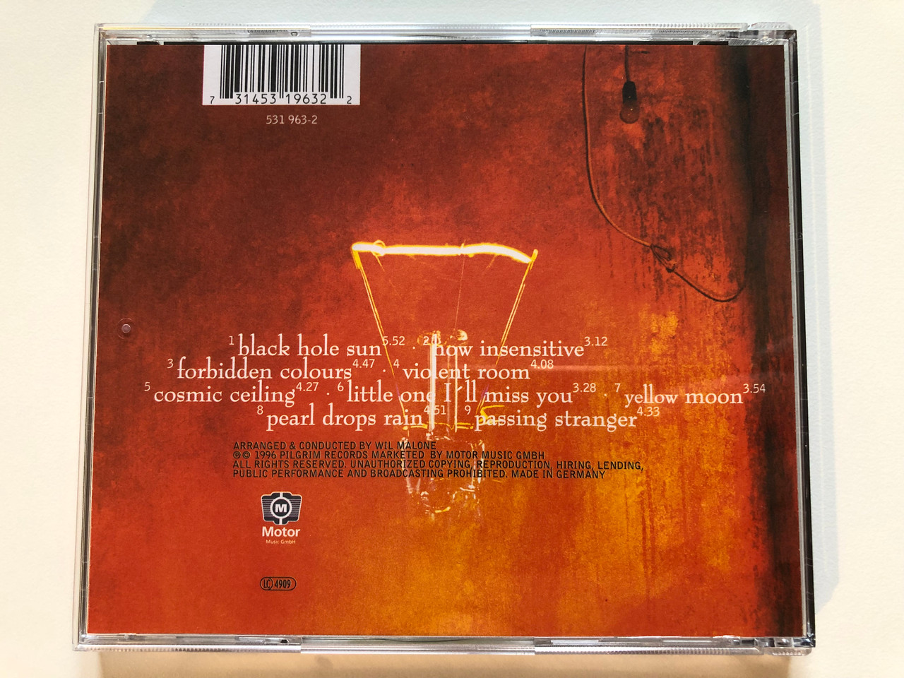 https://cdn10.bigcommerce.com/s-62bdpkt7pb/products/0/images/203781/Bobo_The_London_Session_Orchestra_-_Glow_-_Conducted_By_Wil_Malone_Motor_Music_Audio_CD_1996_531_963-2_4__52027.1640963354.1280.1280.JPG?c=2&_gl=1*bapirq*_ga*MjA2NTIxMjE2MC4xNTkwNTEyNTMy*_ga_WS2VZYPC6G*MTY0MDk2MTcwMy4yNDEuMS4xNjQwOTYzMzEyLjYw