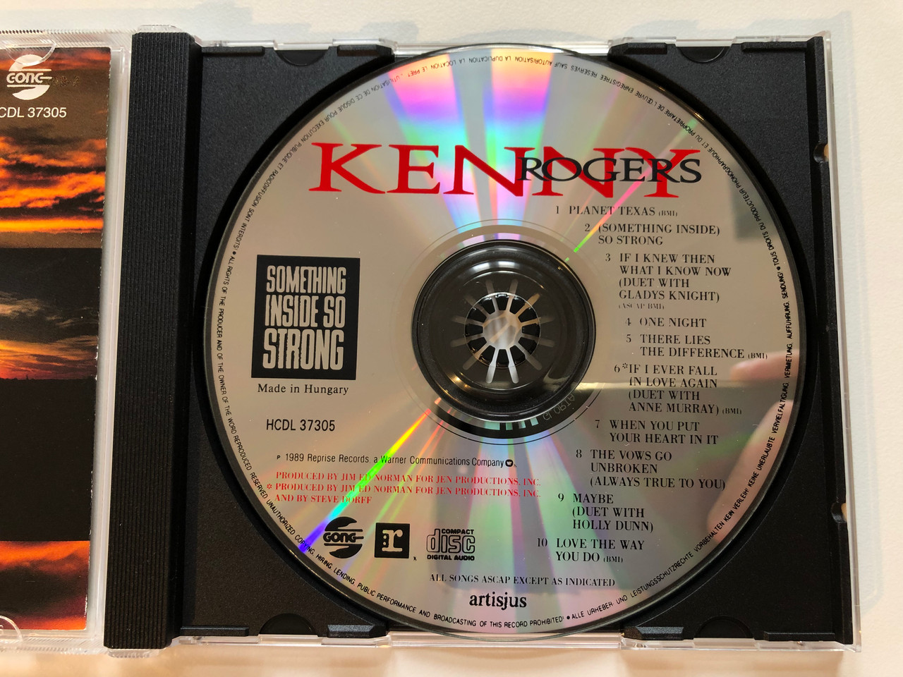 https://cdn10.bigcommerce.com/s-62bdpkt7pb/products/0/images/203807/Kenny_Rogers_Something_Inside_So_Strong_Gong_Audio_CD_1989_HCDL_37305_3__65745.1640971313.1280.1280.JPG?c=2&_gl=1*zzhour*_ga*MjA2NTIxMjE2MC4xNTkwNTEyNTMy*_ga_WS2VZYPC6G*MTY0MDk3MDQ3NC4yNDMuMS4xNjQwOTcxMjQ0LjYw