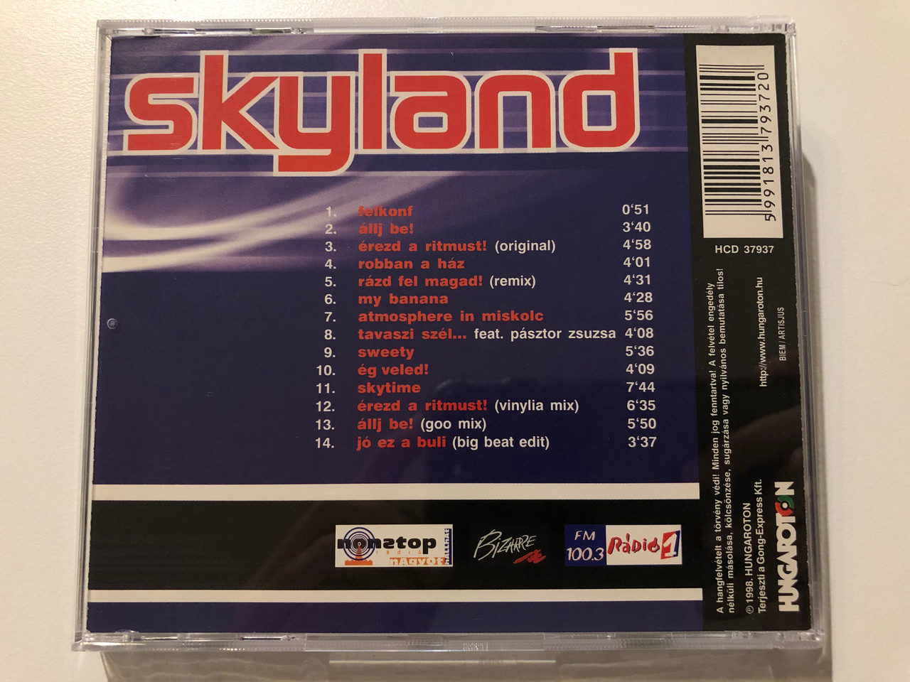 https://cdn10.bigcommerce.com/s-62bdpkt7pb/products/0/images/204089/Skyland_g_Veled_Hungaroton_Audio_CD_1998_HCD_37937_6__19006.1641202301.1280.1280.JPG?c=2&_gl=1*1wgizsz*_ga*MjA2NTIxMjE2MC4xNTkwNTEyNTMy*_ga_WS2VZYPC6G*MTY0MTE5NDMxMi4yNDQuMS4xNjQxMjAxOTg0LjU4