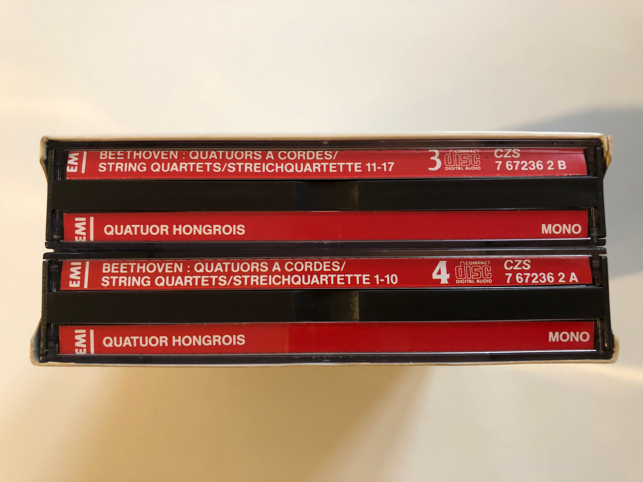 https://cdn10.bigcommerce.com/s-62bdpkt7pb/products/0/images/204298/Beethoven_-_Les_Quatuors_Cordes_-_Quatuor_Hongrois_EMI_7x_Audio_CD_1991_Mono_CZS_7_67236_2_4__94061.1641298656.1280.1280.JPG?c=2&_gl=1*1v7vtni*_ga*MjA2NTIxMjE2MC4xNTkwNTEyNTMy*_ga_WS2VZYPC6G*MTY0MTI5NzAxMy4yNDUuMS4xNjQxMjk4NDkxLjQw