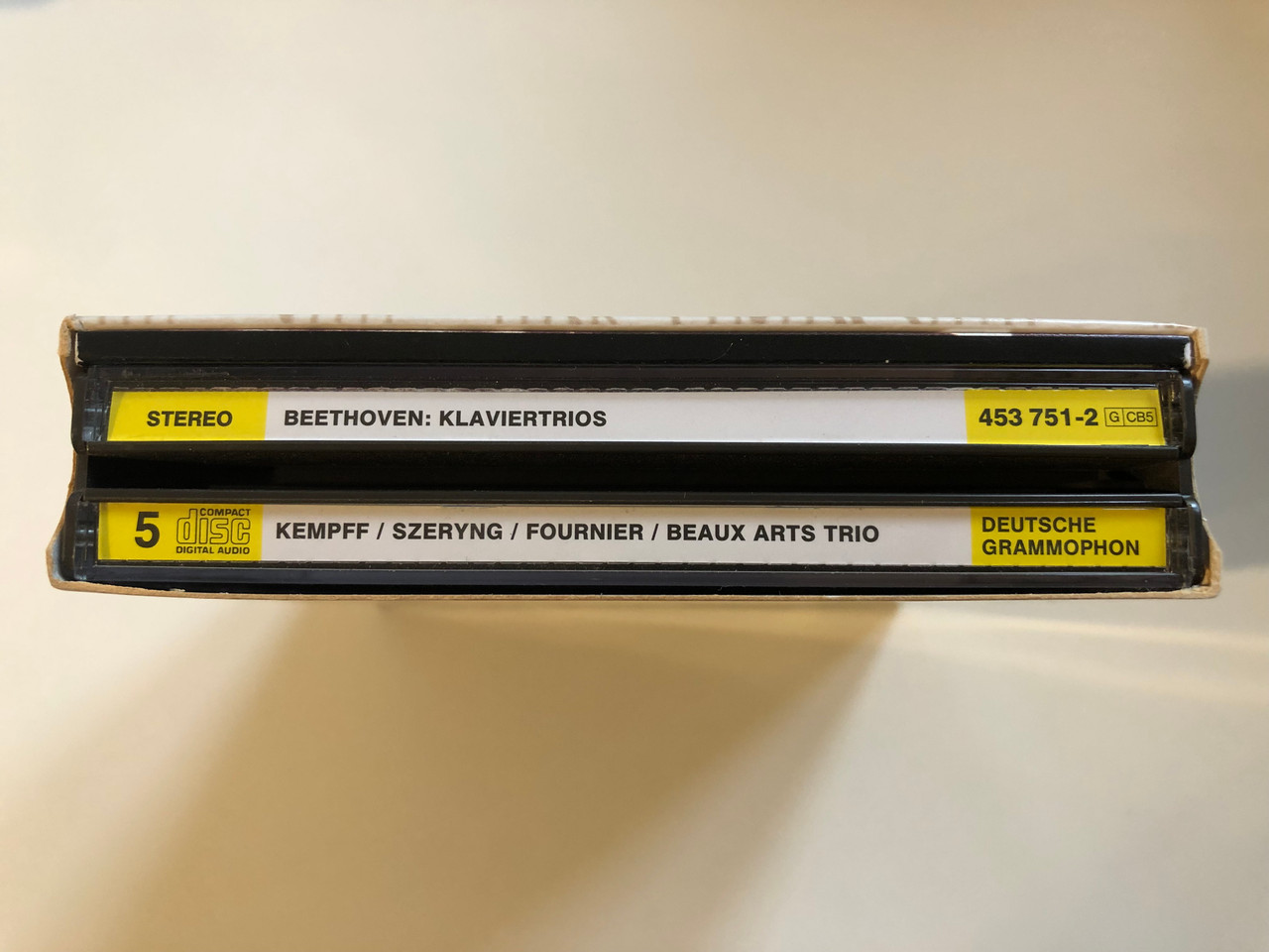 https://cdn10.bigcommerce.com/s-62bdpkt7pb/products/0/images/204312/Beethoven_-_Piano_Trios_-_Vol._9_Complete_Beethoven_Edition_Deutsche_Grammophon_5x_Audio_CD_Stereo_453_751-2_4__26518.1641299594.1280.1280.JPG?c=2&_gl=1*lrt63w*_ga*MjA2NTIxMjE2MC4xNTkwNTEyNTMy*_ga_WS2VZYPC6G*MTY0MTI5NzAxMy4yNDUuMS4xNjQxMjk5NDgyLjU3