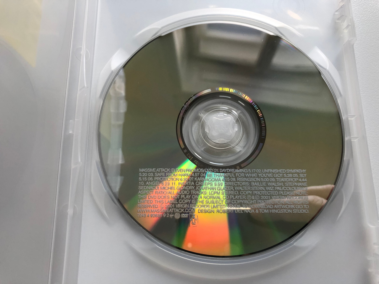 https://cdn10.bigcommerce.com/s-62bdpkt7pb/products/0/images/205809/Massive_Attack_Eleven_Promos_Virgin_DVD_CD_2001_724349263192_2__79301.1641835891.1280.1280.JPG?c=2&_gl=1*16o9de5*_ga*MjA2NTIxMjE2MC4xNTkwNTEyNTMy*_ga_WS2VZYPC6G*MTY0MTgyODg5Mi4yNTMuMS4xNjQxODM1NzMwLjQ5