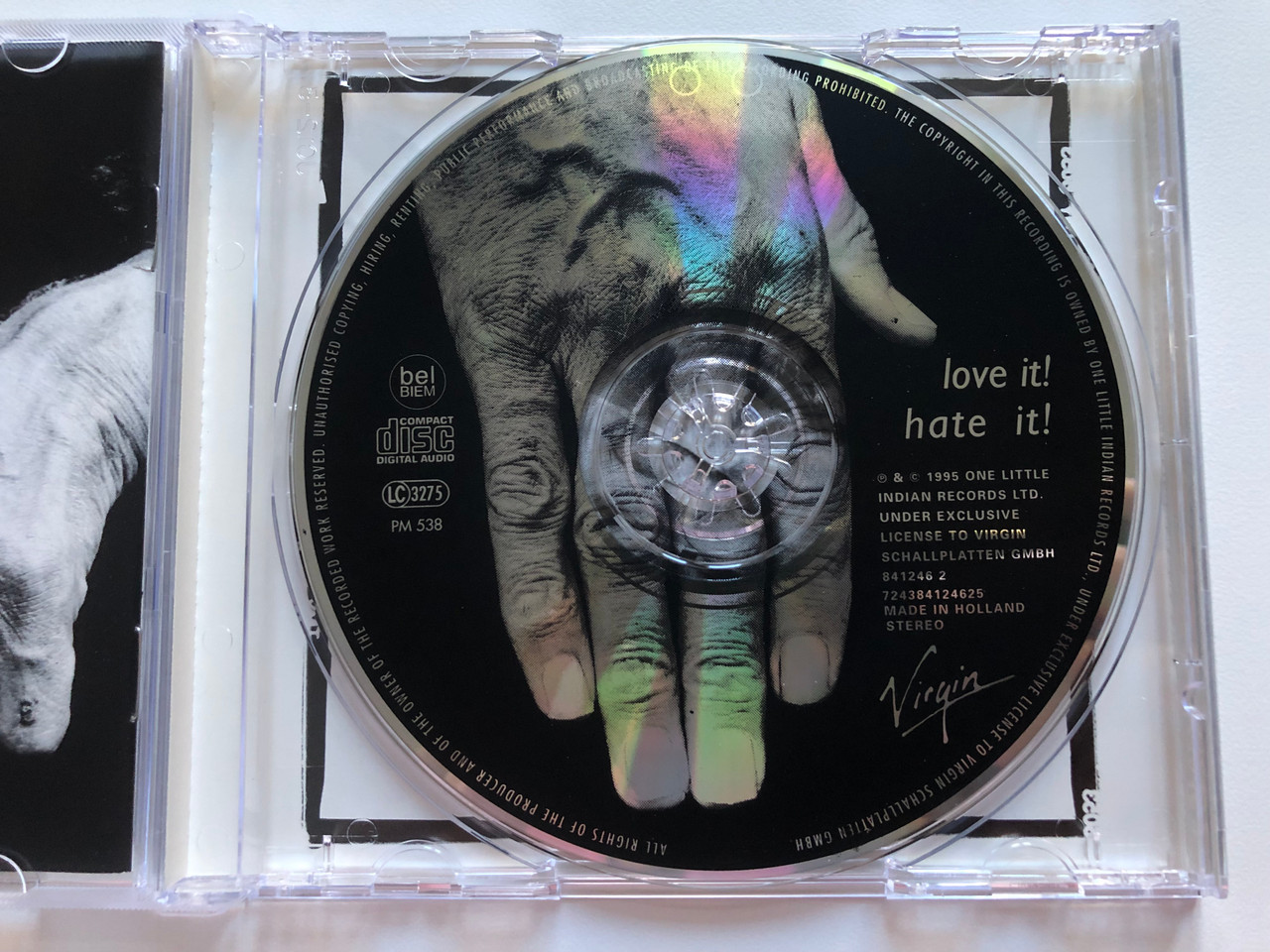 https://cdn10.bigcommerce.com/s-62bdpkt7pb/products/0/images/205873/Chumbawamba_Swingin_With_Raymond_One_Little_Indian_Audio_CD_1995_841246_2_3__89308.1641839091.1280.1280.JPG?c=2&_gl=1*1g6u9cv*_ga*MjA2NTIxMjE2MC4xNTkwNTEyNTMy*_ga_WS2VZYPC6G*MTY0MTgyODg5Mi4yNTMuMS4xNjQxODM4OTkzLjMz