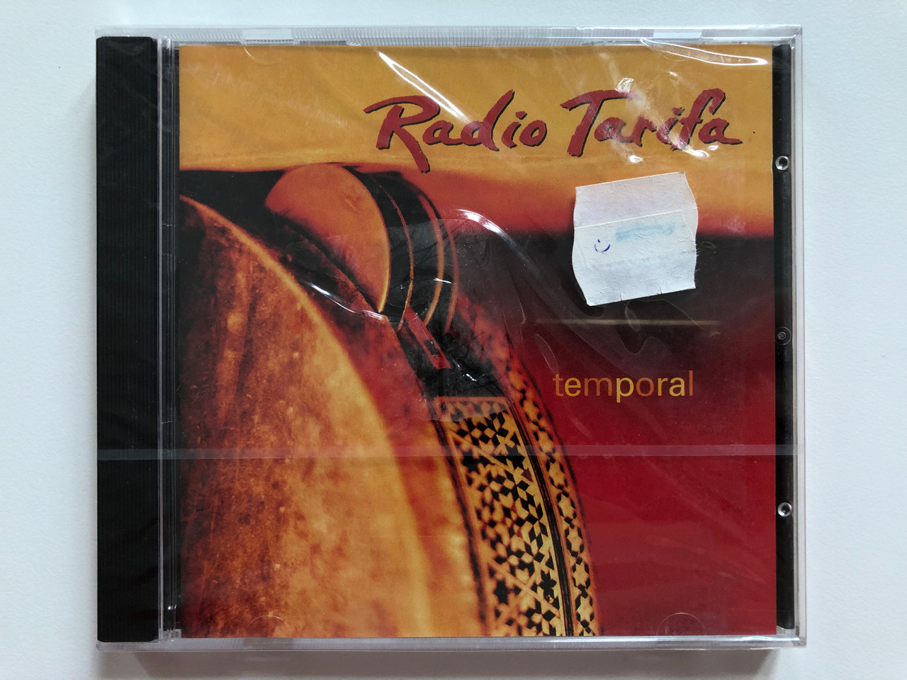 https://cdn10.bigcommerce.com/s-62bdpkt7pb/products/0/images/207871/Radio_Tarifa_Temporal_Ariola_Audio_CD_1996_74321_42290_2_1__91965.1642501655.1280.1280.JPG?c=2&_gl=1*159n1ix*_ga*MjA2NTIxMjE2MC4xNTkwNTEyNTMy*_ga_WS2VZYPC6G*MTY0MjQ4NzMxNy4yNjUuMS4xNjQyNTAxNTQxLjU4