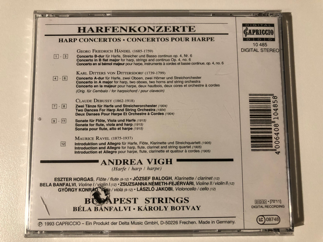 https://cdn10.bigcommerce.com/s-62bdpkt7pb/products/0/images/209321/Harfenkonzerte_Harp_Concertos_Concertos_Pour_Harpe_-_Handel_Dittersdorf_Debussy_Ravel_-_Vgh_Andrea_Budapest_Strings_Capriccio_Audio_CD_1993_Stereo_10_485_2__01629.1643291647.1280.1280.JPG?c=2&_gl=1*19o24hx*_ga*MjA2NTIxMjE2MC4xNTkwNTEyNTMy*_ga_WS2VZYPC6G*MTY0MzI4OTkwNy4yNzQuMS4xNjQzMjkxMzU4LjM5