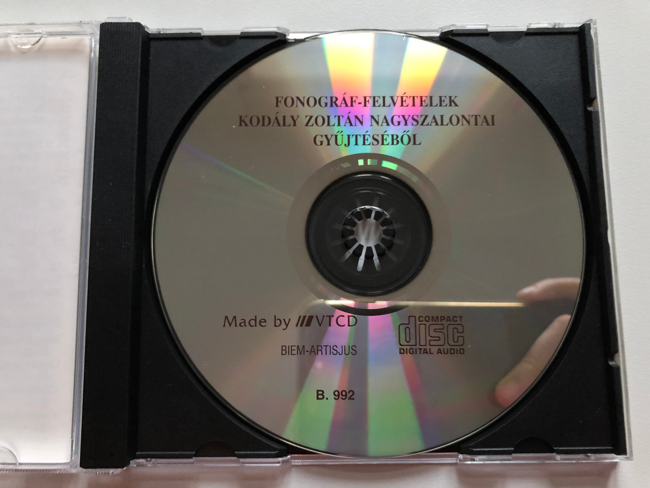https://cdn10.bigcommerce.com/s-62bdpkt7pb/products/0/images/210007/Fonogrf-Felvtelek_Kodly_Zoltn_Nagyszalontai_Gyjtsrl_Songs_On_Phonograph_Cylinders_From_The_Nagyszalonta_Collection_By_Zoltn_Kodly_Balassi_Kiad_Audio_CD_B._992_3__89532.1643390961.1280.1280.JPG?c=2&_gl=1*64e93g*_ga*MjA2NTIxMjE2MC4xNTkwNTEyNTMy*_ga_WS2VZYPC6G*MTY0MzM4MjMyNi4yNzkuMS4xNjQzMzkwOTk5LjYw