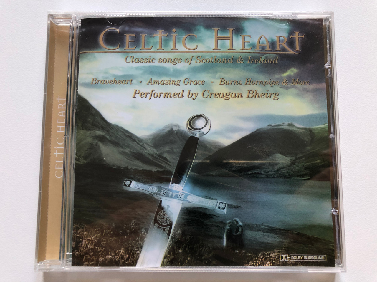 https://cdn10.bigcommerce.com/s-62bdpkt7pb/products/0/images/213314/Celtic_Heart_-_Classic_Songs_of_Scotland_Ireland_Braveheart_Amazing_Grace_Burns_Hornpipe_More_Performed_by_Creagan_Bheirg_Going_For_A_Song_Audio_CD_GFS403_1__70785.1645004805.1280.1280.JPG?c=2&_gl=1*14d8eq1*_ga*MjA2NTIxMjE2MC4xNTkwNTEyNTMy*_ga_WS2VZYPC6G*MTY0NDk5NTYyMy4yOTAuMS4xNjQ1MDA0NjcyLjQ5