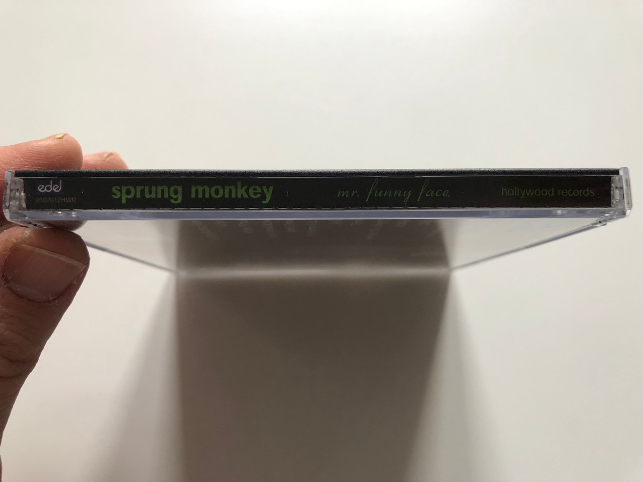 https://cdn10.bigcommerce.com/s-62bdpkt7pb/products/0/images/213618/Sprung_Monkey_Mr._Funny_Face_Hollywood_Records_Audio_CD_1998_0102022HWR_3__14240.1645173592.1280.1280.JPG?c=2&_gl=1*1u230ta*_ga*MjA2NTIxMjE2MC4xNTkwNTEyNTMy*_ga_WS2VZYPC6G*MTY0NTE2MDg1Ni4yOTQuMS4xNjQ1MTczNTAwLjIz