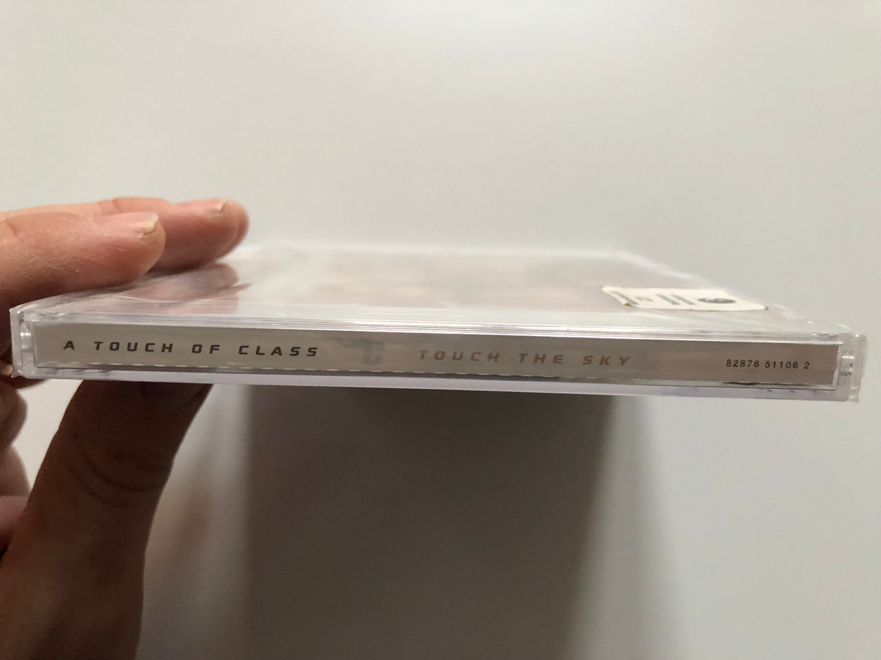 https://cdn10.bigcommerce.com/s-62bdpkt7pb/products/0/images/214018/A_Touch_Of_Class_Touch_The_Sky_King_Size_Records_Audio_CD_2003_82876_51106_2_3__14732.1645606369.1280.1280.JPG?c=2&_gl=1*1umg8yz*_ga*MjA2NTIxMjE2MC4xNTkwNTEyNTMy*_ga_WS2VZYPC6G*MTY0NTYwNjA3Ni4yOTguMC4xNjQ1NjA2MDc2LjYw