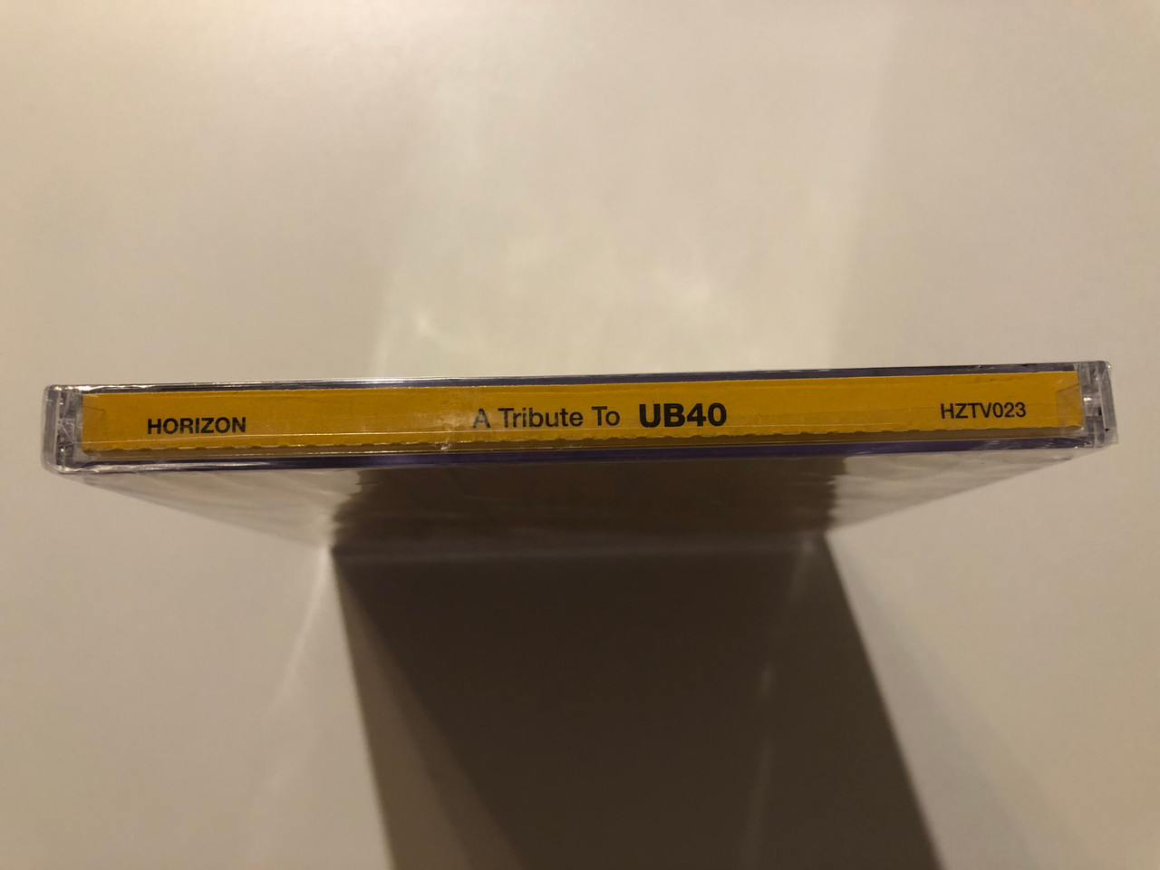 https://cdn10.bigcommerce.com/s-62bdpkt7pb/products/0/images/214216/A_Tribute_To_UB40_-_Performed_by_Mighty_Red._Features_I_Got_You_Babe_Red_Red_Wine_Kingston_Town_Cant_Help_Falling_In_Love_Higher_Ground_Rat_In_The_Kitchen_Bring_Me_Your_Cup_Horizon_3__57165.1645720648.1280.1280.JPG?c=2&_gl=1*uxj716*_ga*MjA2NTIxMjE2MC4xNTkwNTEyNTMy*_ga_WS2VZYPC6G*MTY0NTcxNzU2My4zMDEuMS4xNjQ1NzIwNjI0LjYw