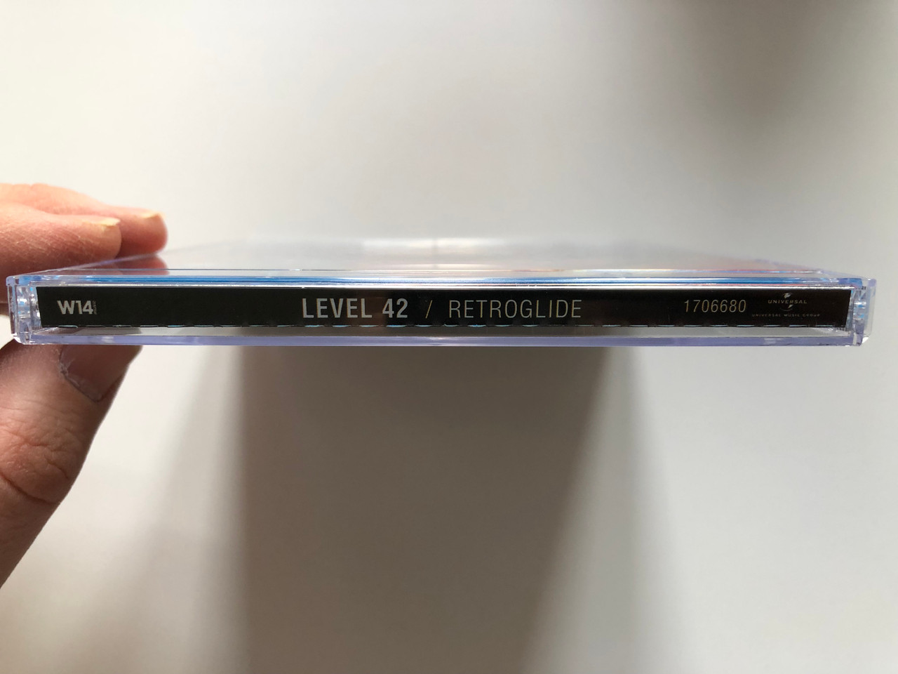 https://cdn10.bigcommerce.com/s-62bdpkt7pb/products/0/images/214454/Level_42_Retroglide_W14_Music_Audio_CD_2006_1706680_3__64950.1646027218.1280.1280.JPG?c=2&_gl=1*1g9q134*_ga*MjA2NTIxMjE2MC4xNTkwNTEyNTMy*_ga_WS2VZYPC6G*MTY0NjAxOTM2NS4zMDQuMS4xNjQ2MDI3MTMzLjUx