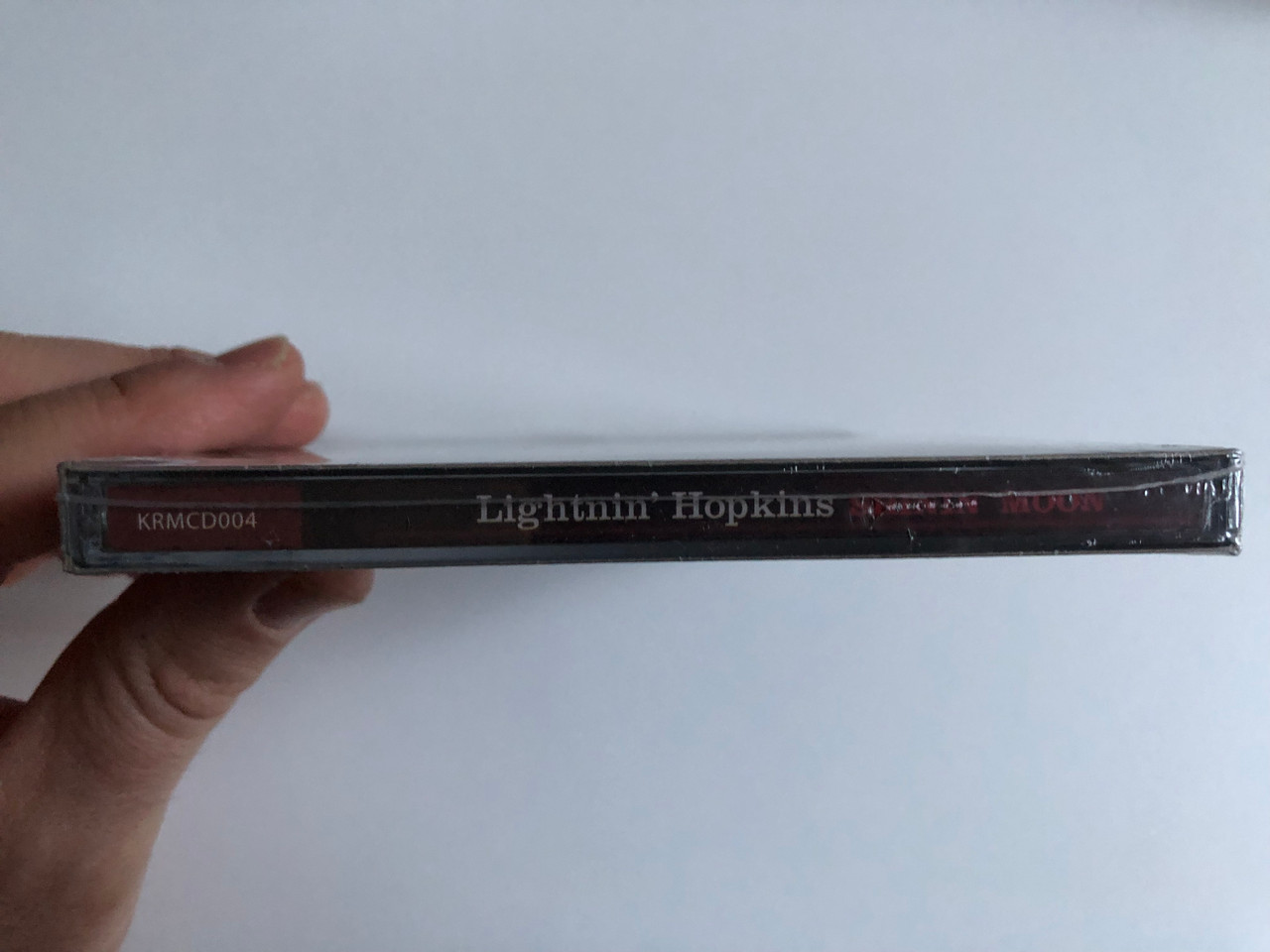 https://cdn10.bigcommerce.com/s-62bdpkt7pb/products/0/images/214715/Lightnin_Hopkins_Shinin_Moon_Kings_Road_Audio_CD_KRMCD004_3__81025.1646194379.1280.1280.JPG?c=2&_gl=1*1xtrvxf*_ga*MjA2NTIxMjE2MC4xNTkwNTEyNTMy*_ga_WS2VZYPC6G*MTY0NjE5Mjg1NC4zMDcuMS4xNjQ2MTk0MzYwLjYw