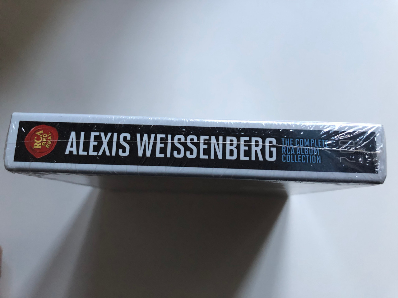https://cdn10.bigcommerce.com/s-62bdpkt7pb/products/0/images/214749/Alexis_Weissenberg_The_Complete_RCA_Album_Collection_RCA_Red_Seal_7x_Audio_CD_2016_88985301502_3__78217.1646199260.1280.1280.JPG?c=2&_gl=1*1pqsdyp*_ga*MjA2NTIxMjE2MC4xNTkwNTEyNTMy*_ga_WS2VZYPC6G*MTY0NjE5Mjg1NC4zMDcuMS4xNjQ2MTk5MDU4LjMz