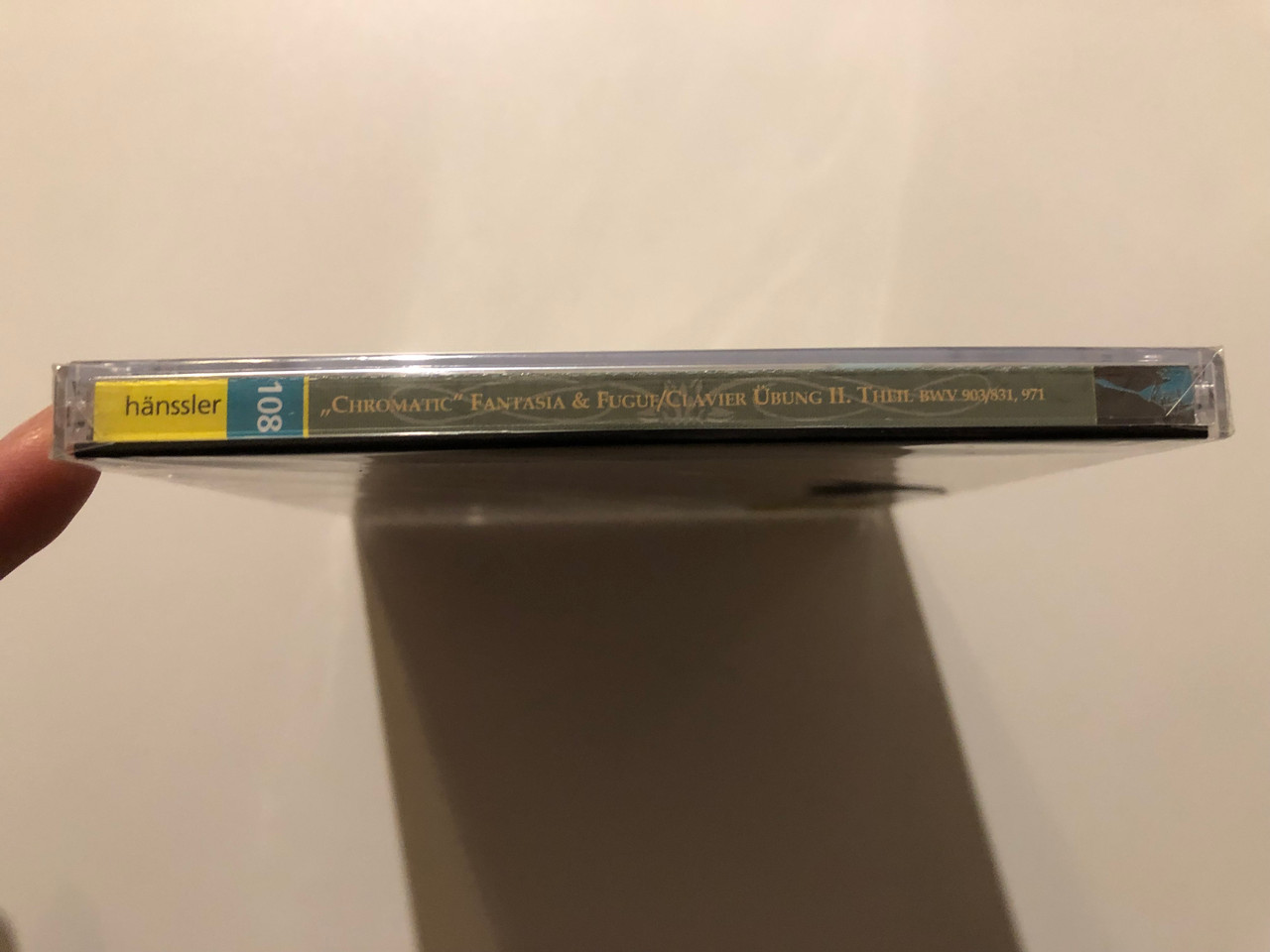 https://cdn10.bigcommerce.com/s-62bdpkt7pb/products/0/images/215002/Johann_Sebastian_Bach_-_French_Overture_Italian_Concerto_BWV_831_971_Chromatic_Fantasia_Fugue_BWV_903_Evgeni_Koroliov_-_piano_Hnssler_Classic_Audio_CD_2000_CD_92_3__33077.1646405827.1280.1280.JPG?c=2&_gl=1*wyahz5*_ga*MjA2NTIxMjE2MC4xNTkwNTEyNTMy*_ga_WS2VZYPC6G*MTY0NjM5Mzc3Ni4zMTEuMS4xNjQ2NDA1ODM3LjYw
