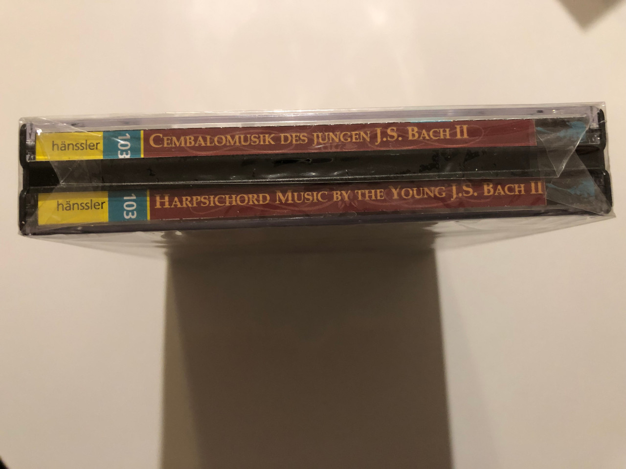 https://cdn10.bigcommerce.com/s-62bdpkt7pb/products/0/images/215011/Johann_Sebastian_Bach_-_Harpsichord_Music_By_The_Young_J.S._Bach_II_Robert_Hill_-_harpsichord_Hnssler_Edition_Bachakademie_2x_Audio_CD_1999_CD_92_3__46567.1646407635.1280.1280.JPG?c=2&_gl=1*k12mk*_ga*MjA2NTIxMjE2MC4xNTkwNTEyNTMy*_ga_WS2VZYPC6G*MTY0NjM5Mzc3Ni4zMTEuMS4xNjQ2NDA3NjIwLjYw