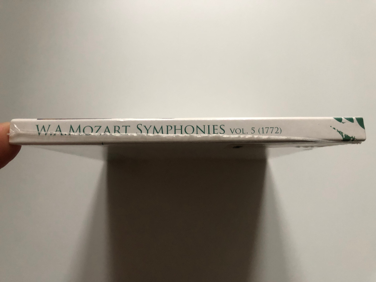 https://cdn10.bigcommerce.com/s-62bdpkt7pb/products/0/images/216067/Adam_Fischer_-_W.A.Mozart_Symphonies_Vol._5_1774_The_Danish_Radio_Sinfonietta_Dacapo_SACD_Hybrid_6__80384.1646973911.1280.1280.JPG?c=2&_gl=1*1yzg5dv*_ga*MjA2NTIxMjE2MC4xNTkwNTEyNTMy*_ga_WS2VZYPC6G*MTY0Njk3MTIxOS4zMTguMS4xNjQ2OTczNjY0LjM5