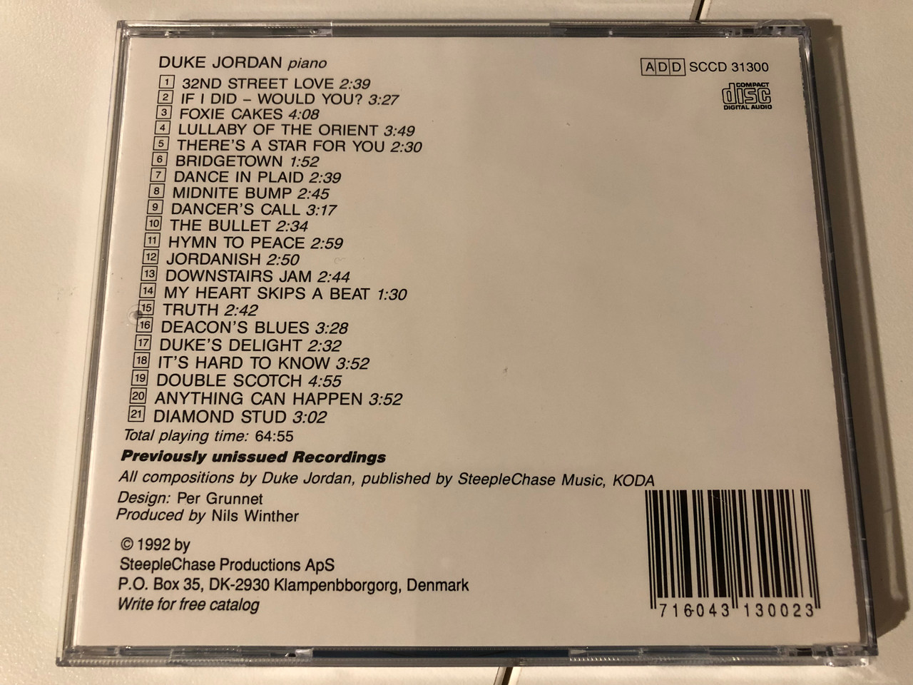 https://cdn10.bigcommerce.com/s-62bdpkt7pb/products/0/images/216840/Duke_Jordan_-_Solo_Masterpieces_-_Volume_2_SteepleChase_Audio_CD_1992_SCCD_31300_4__09098.1647527100.1280.1280.JPG?c=2&_gl=1*1xz5hjo*_ga*MjA2NTIxMjE2MC4xNTkwNTEyNTMy*_ga_WS2VZYPC6G*MTY0NzUyNDk4OS4zMjMuMS4xNjQ3NTI2OTcwLjM2