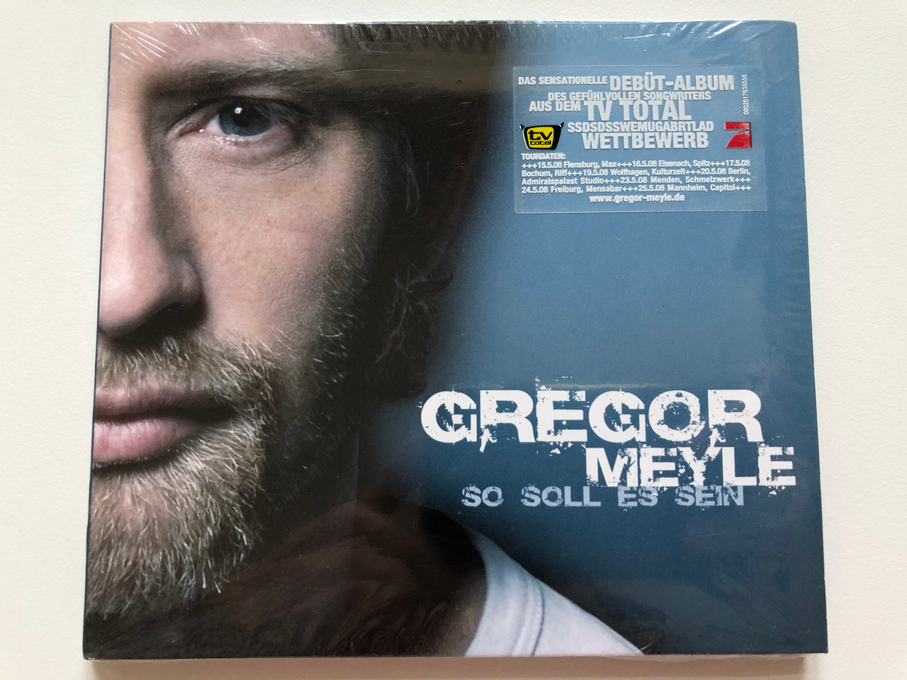 https://cdn10.bigcommerce.com/s-62bdpkt7pb/products/0/images/218000/Gregor_Meyle_So_Soll_Es_Sein_Polydor_Audio_CD_2008_0602517638556_1__08947.1647955368.1280.1280.JPG?c=2&_gl=1*up0emz*_ga*MjA2NTIxMjE2MC4xNTkwNTEyNTMy*_ga_WS2VZYPC6G*MTY0Nzk0Nzc1Ni4zMjcuMS4xNjQ3OTU0OTE5LjM3