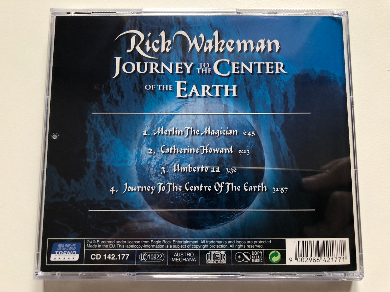 https://cdn10.bigcommerce.com/s-62bdpkt7pb/products/0/images/218234/Rick_Wakeman_Journey_To_The_Center_Of_The_Earth_Classic_Tracks_Eurotrend_Audio_CD_CD_142_2__44540.1648049993.1280.1280.JPG?c=2&_gl=1*iy3nsu*_ga*MjA2NTIxMjE2MC4xNTkwNTEyNTMy*_ga_WS2VZYPC6G*MTY0ODA0NzU2OC4zMzEuMS4xNjQ4MDQ5NzA3LjI5