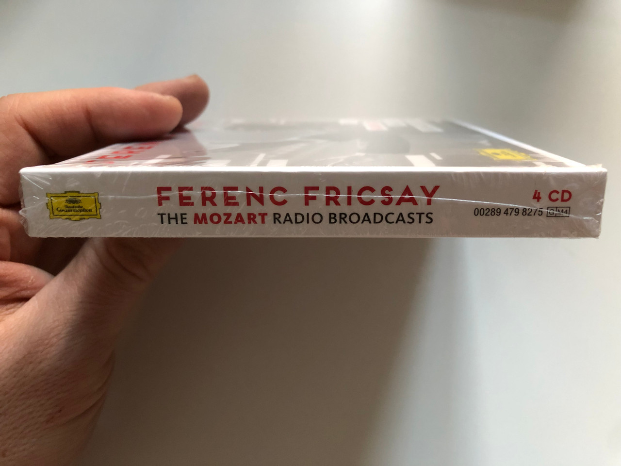 https://cdn10.bigcommerce.com/s-62bdpkt7pb/products/0/images/218920/Ferenc_Fricsay_-_The_Mozart_Radio_Broadcasts_Deutsche_Grammophon_4x_Audio_CD_2018_Box_Set_Mono_00289_479_8275_3__15028.1648525357.1280.1280.JPG?c=2&_gl=1*1yn47ck*_ga*MjA2NTIxMjE2MC4xNTkwNTEyNTMy*_ga_WS2VZYPC6G*MTY0ODUyMjY0NC4zMzUuMS4xNjQ4NTI1MTg1LjQ0
