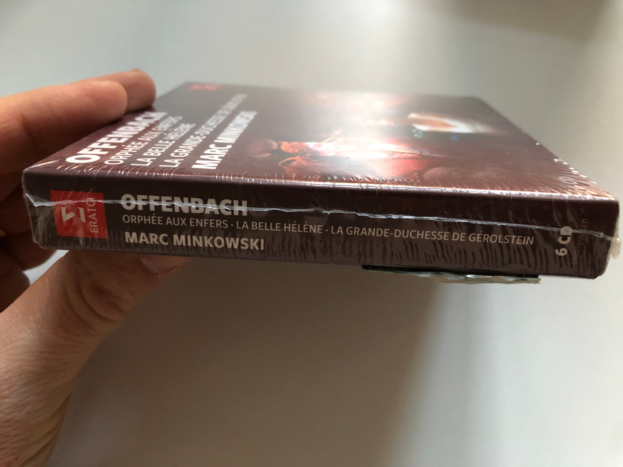 https://cdn10.bigcommerce.com/s-62bdpkt7pb/products/0/images/218927/Offenbach_-_Orphee_Aux_Enfers_La_Belle_Helene_La_Grande-Duchesse_De_Gerolstein_-_Marc_Minkowski_Erato_6x_Audio_CD_2018_Box_Set_0190295617431_3__01485.1648526259.1280.1280.JPG?c=2&_gl=1*1np7cgo*_ga*MjA2NTIxMjE2MC4xNTkwNTEyNTMy*_ga_WS2VZYPC6G*MTY0ODUyMjY0NC4zMzUuMS4xNjQ4NTI2MDc3LjI2