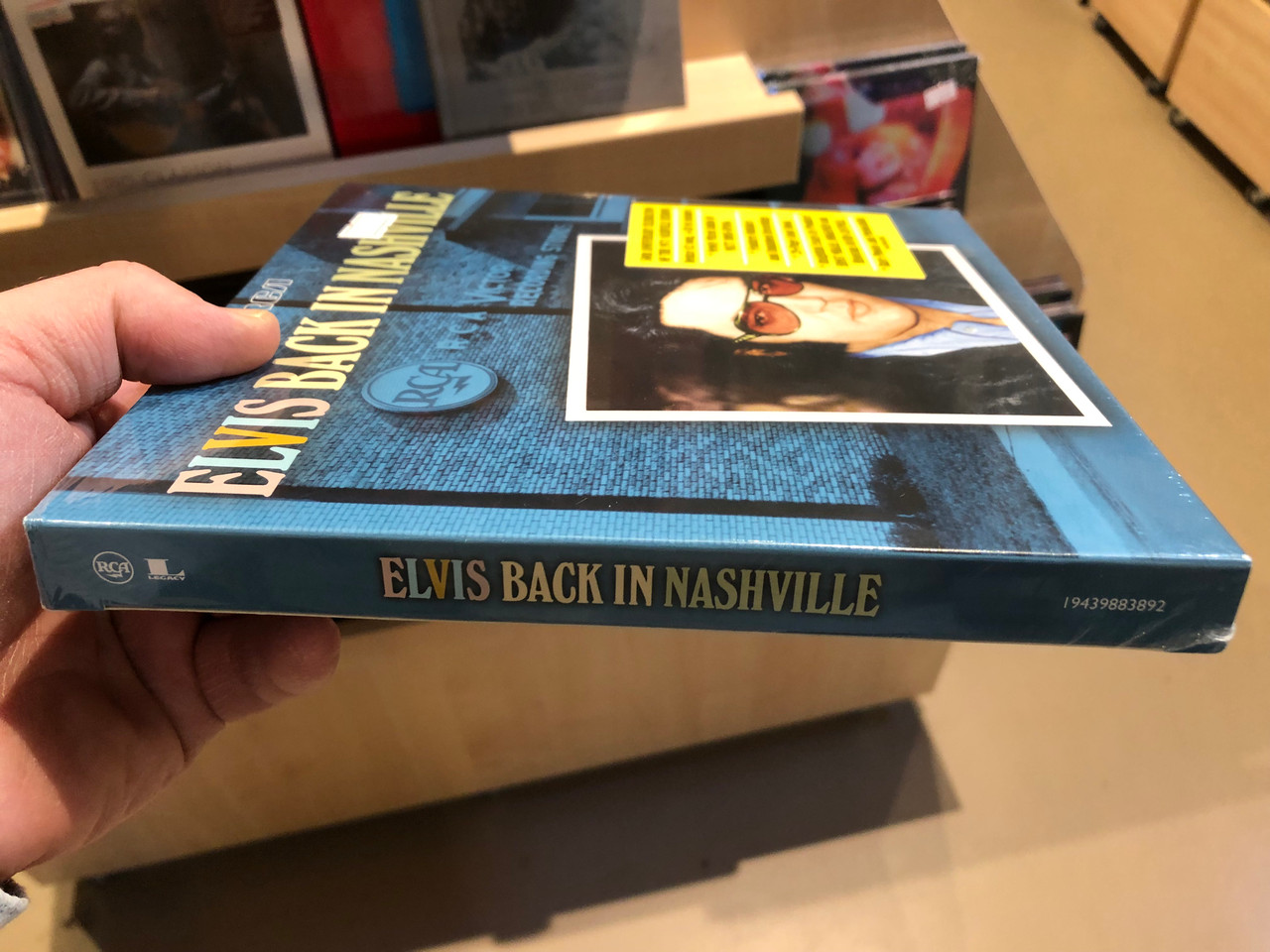 https://cdn10.bigcommerce.com/s-62bdpkt7pb/products/0/images/219929/Elvis_Back_In_Nashville_50th_anniversary_celebration_of_the_1971_nashville_sessions_Deluxe_82_song_4-CD_includes_Newly_Mixed_Audio_By_Matt_Ross-Spang_Features_Outtakes_and_Undubbed_Re_3__55957.1648704106.1280.1280.JPG?c=2&_gl=1*9ahbex*_ga*MjA2NTIxMjE2MC4xNTkwNTEyNTMy*_ga_WS2VZYPC6G*MTY0ODcwMjQ5OS4zMzguMS4xNjQ4NzAzNzYzLjM4