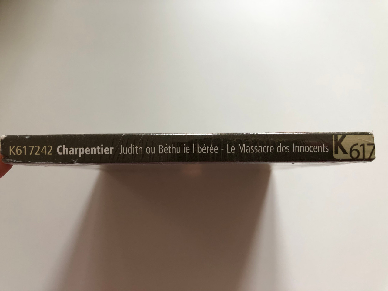 https://cdn10.bigcommerce.com/s-62bdpkt7pb/products/0/images/219977/Marc-Antoine_Charpentier_1643-1704_-_Judith_Ou_Bthulie_Libre_-_Le_Massacre_Des_Innocents_Dagmar_Saskova_Erwin_Aros_Jean-Franois_Novelli_Arnaud_Richard_K617_Audio_CD_2013_K6172_3__76048.1648714200.1280.1280.JPG?c=2&_gl=1*ptmvsm*_ga*MjA2NTIxMjE2MC4xNTkwNTEyNTMy*_ga_WS2VZYPC6G*MTY0ODcwMjQ5OS4zMzguMS4xNjQ4NzE0MTg0LjYw
