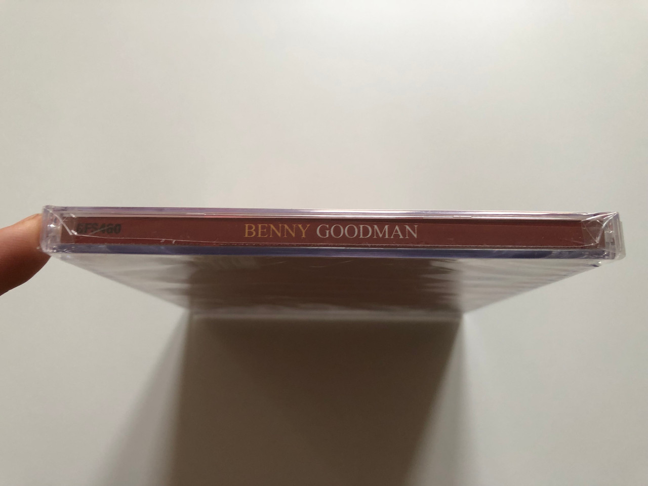 https://cdn10.bigcommerce.com/s-62bdpkt7pb/products/0/images/221158/Benny_Goodman_The_King_Of_Swing_Stompin_At_The_Savoy_Tiger_Rag_Runnin_Wild_Moonglow_Avalon_other_jazz_classics_Going_For_A_Song_GFS460_3__26705.1649410339.1280.1280.JPG?c=2&_gl=1*cak12t*_ga*MjA2NTIxMjE2MC4xNTkwNTEyNTMy*_ga_WS2VZYPC6G*MTY0OTQwOTM3NC4zNDkuMS4xNjQ5NDEwMTM1LjM3
