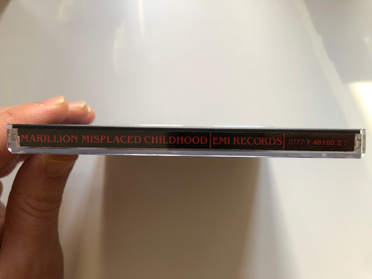 https://cdn10.bigcommerce.com/s-62bdpkt7pb/products/0/images/221837/Marillion_Misplaced_Childhood_EMI_Audio_CD_1995_077774616027_3__41333.1649858590.1280.1280.JPG?c=2&_gl=1*1cm8svd*_ga*MjA2NTIxMjE2MC4xNTkwNTEyNTMy*_ga_WS2VZYPC6G*MTY0OTg1ODIyMS4zNTUuMS4xNjQ5ODU4MzA3LjQ2