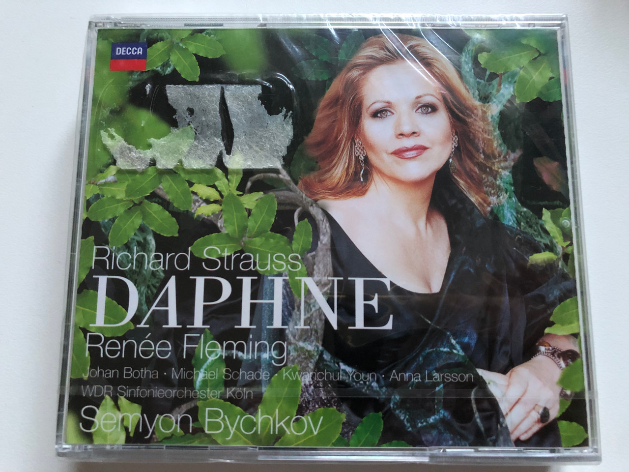 https://cdn10.bigcommerce.com/s-62bdpkt7pb/products/0/images/222040/Richard_Strauss_-_Daphne_-_Rene_Fleming_Johan_Botha_Michael_Schade_Kwanchul_Youn_Anna_Larsson_WDR_Sinfonieorchester_Kln_Semyon_Bychkov_Decca_2x_Audio_CD_2005_475_6926_1__86973.1649948847.1280.1280.JPG?c=2&_gl=1*137r3ns*_ga*MjA2NTIxMjE2MC4xNTkwNTEyNTMy*_ga_WS2VZYPC6G*MTY0OTkzODE4Mi4zNTYuMS4xNjQ5OTQ4NTg2LjUw