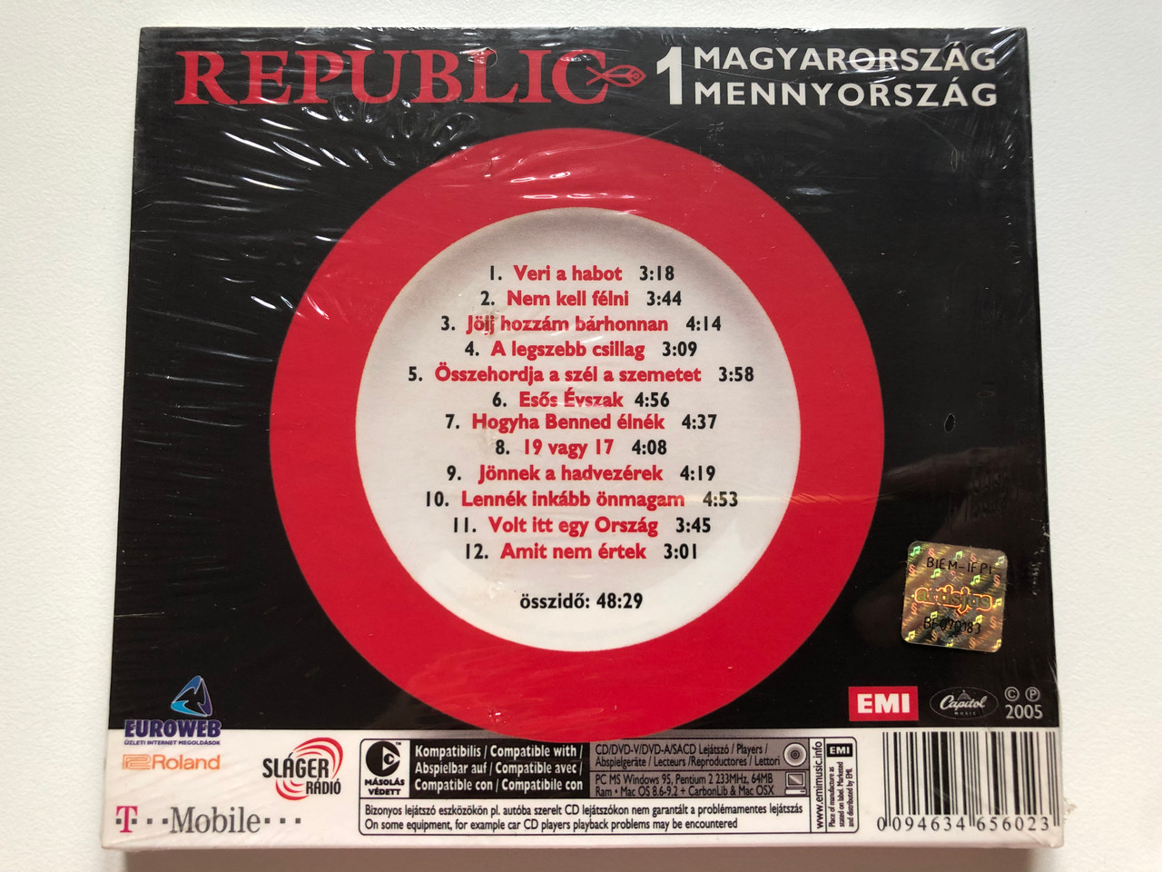 https://cdn10.bigcommerce.com/s-62bdpkt7pb/products/0/images/223940/Republic_1_Magyarorszg_1_Mennyorszg_EMI_Audio_CD_2005_3465602_2__15207.1650624734.1280.1280.JPG?c=2&_gl=1*hcpz91*_ga*MjA2NTIxMjE2MC4xNTkwNTEyNTMy*_ga_WS2VZYPC6G*MTY1MDYxODUyNi4zNjUuMS4xNjUwNjIyOTk0LjM3