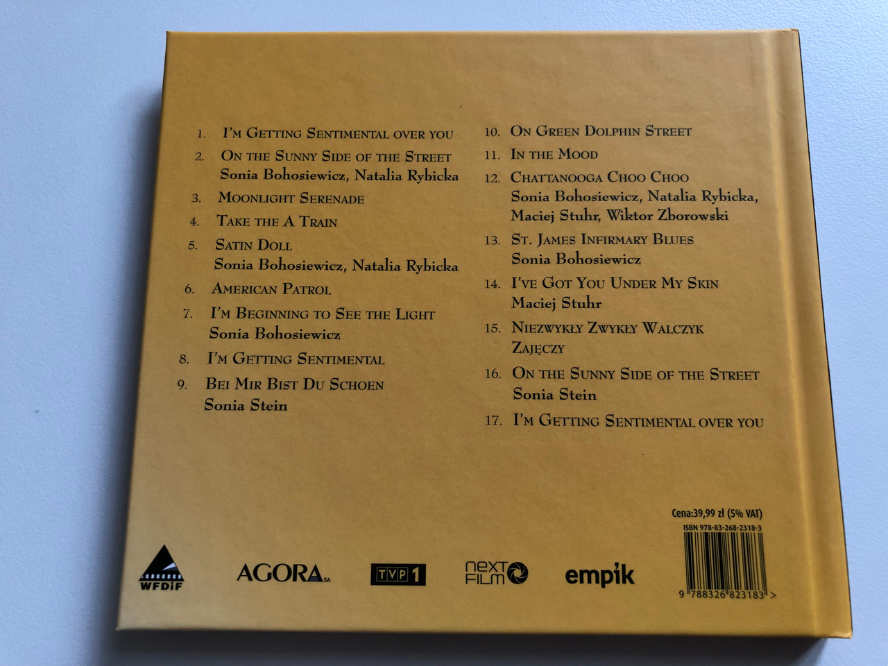 https://cdn10.bigcommerce.com/s-62bdpkt7pb/products/0/images/224750/Excentrycy_Czyli_Po_Sonecznej_Stronie_Ulicy_Muzyka_Z_Filmu_Agora_SA_Audio_CD_2015_9788326823183_3__38235.1650957116.1280.1280.JPG?c=2&_gl=1*1s9hd63*_ga*MjA2NTIxMjE2MC4xNTkwNTEyNTMy*_ga_WS2VZYPC6G*MTY1MDk1MTExOC4zNjkuMS4xNjUwOTU2ODkwLjYw