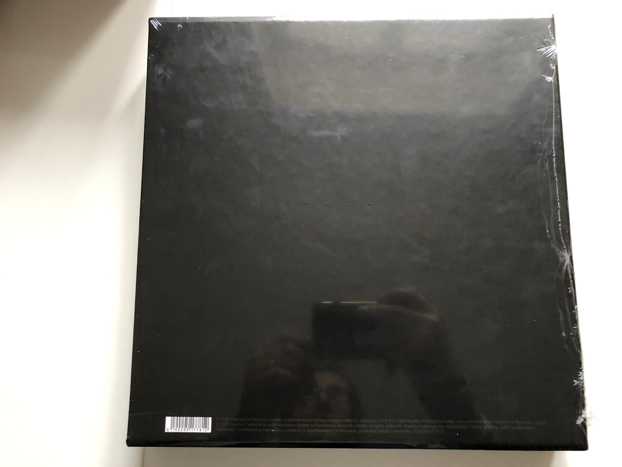https://cdn10.bigcommerce.com/s-62bdpkt7pb/products/0/images/225353/G_Collection_Parlophone_10x_LP_Box_Set_2020_0190295177812_3__73414.1651125061.1280.1280.JPG?c=2&_gl=1*1wapjix*_ga*MjA2NTIxMjE2MC4xNTkwNTEyNTMy*_ga_WS2VZYPC6G*MTY1MTEyMzM2NC4zNzIuMS4xNjUxMTI1MTI1LjYw