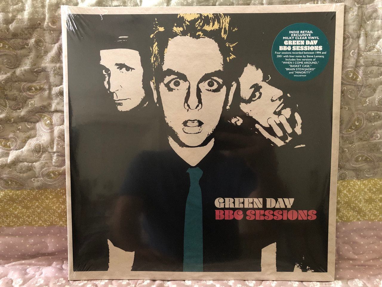 https://cdn10.bigcommerce.com/s-62bdpkt7pb/products/0/images/226787/Green_Day_BBC_Sessions_Indie_Retail_Exclusive_Milky_Clear_Vinyl_-_Green_Day_-_BBC_Sessions._Four_sessions_recorded_between_1994_and_2001_with_liner_notes_by_Steve_Lemacq._Reprise_Records_2_1__49372.1652071565.1280.1280.JPG?c=2&_gl=1*kx4kgc*_ga*MjA2NTIxMjE2MC4xNTkwNTEyNTMy*_ga_WS2VZYPC6G*MTY1MjA3MDA3MS4zODcuMS4xNjUyMDcxMzEwLjQz