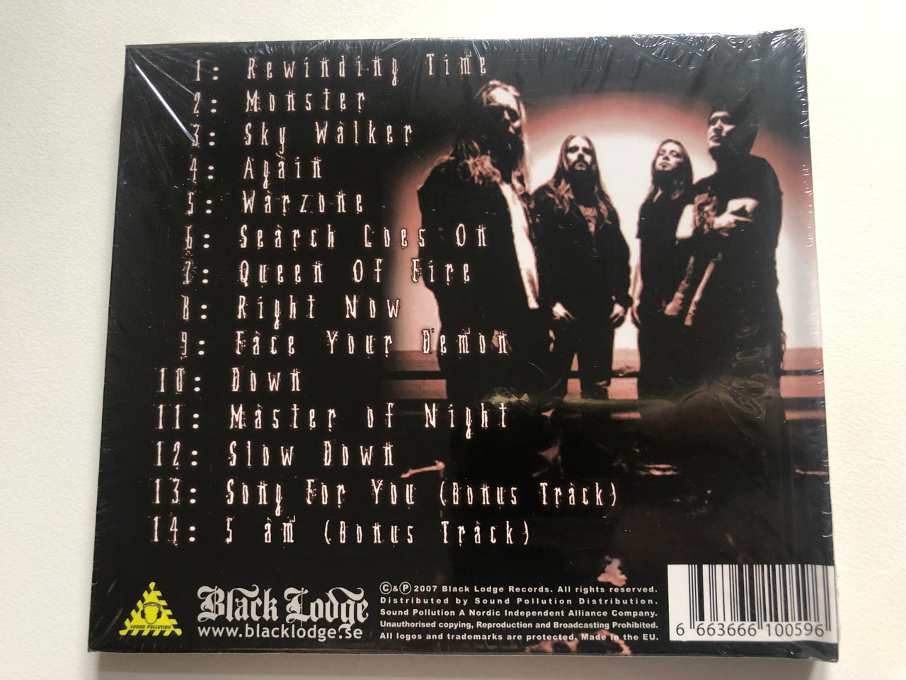 https://cdn10.bigcommerce.com/s-62bdpkt7pb/products/0/images/227582/Hellfueled_Memories_In_Black_Black_Lodge_Records_Audio_CD_2007_BLOD_059CDL_2__92561.1652440592.1280.1280.JPG?c=2&_gl=1*zhjwq2*_ga*MjA2NTIxMjE2MC4xNTkwNTEyNTMy*_ga_WS2VZYPC6G*MTY1MjQzNzY1MC4zOTcuMS4xNjUyNDQwNDk0LjI1