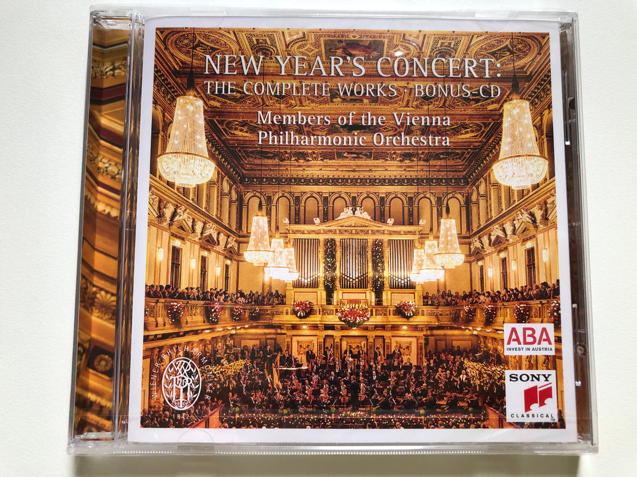 https://cdn10.bigcommerce.com/s-62bdpkt7pb/products/0/images/230380/New_Years_Concert_The_Complete_Works_-_Bonus_CD_Members_of_the_Vienna_Philharmonic_Orchestra_Sony_Music_Audio_CD_2015_88875174742_1__10032.1654011328.1280.1280.JPG?c=2&_gl=1*5atc0z*_ga*MjA2NTIxMjE2MC4xNTkwNTEyNTMy*_ga_WS2VZYPC6G*MTY1NDAwNTAzNy40MTUuMS4xNjU0MDExMjAyLjYw