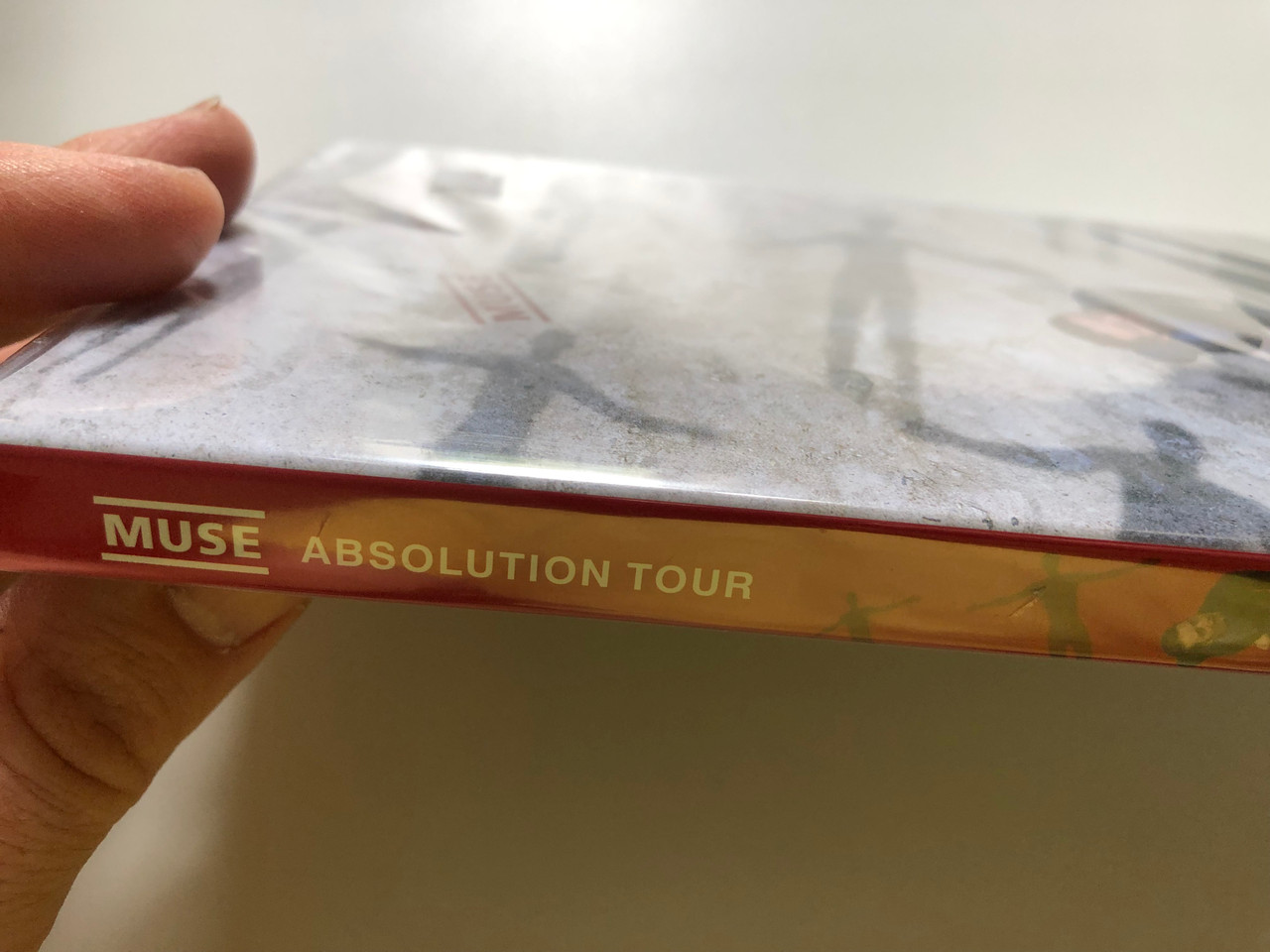 https://cdn10.bigcommerce.com/s-62bdpkt7pb/products/0/images/230448/Muse_Absolution_Tour_Warner_Bros._Records_DVD_Video_2005_50-51011-1897-2-2_3__53087.1654018471.1280.1280.JPG?c=2&_gl=1*blzky6*_ga*MjA2NTIxMjE2MC4xNTkwNTEyNTMy*_ga_WS2VZYPC6G*MTY1NDAyMDEyNS40MTYuMC4xNjU0MDIwMTI1LjYw