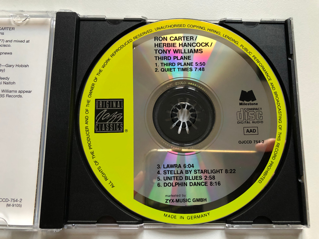 https://cdn10.bigcommerce.com/s-62bdpkt7pb/products/0/images/230747/Third_Plane_-_Ron_Carter_Herbie_Hancock_Tony_Williams_Original_Jazz_Classics_Audio_CD_1992_OJCCD_754-2_3__92769.1654104832.1280.1280.JPG?c=2&_gl=1*10n1fw4*_ga*MjA2NTIxMjE2MC4xNTkwNTEyNTMy*_ga_WS2VZYPC6G*MTY1NDEwMjIxMy40MTguMS4xNjU0MTA0NzAxLjI0