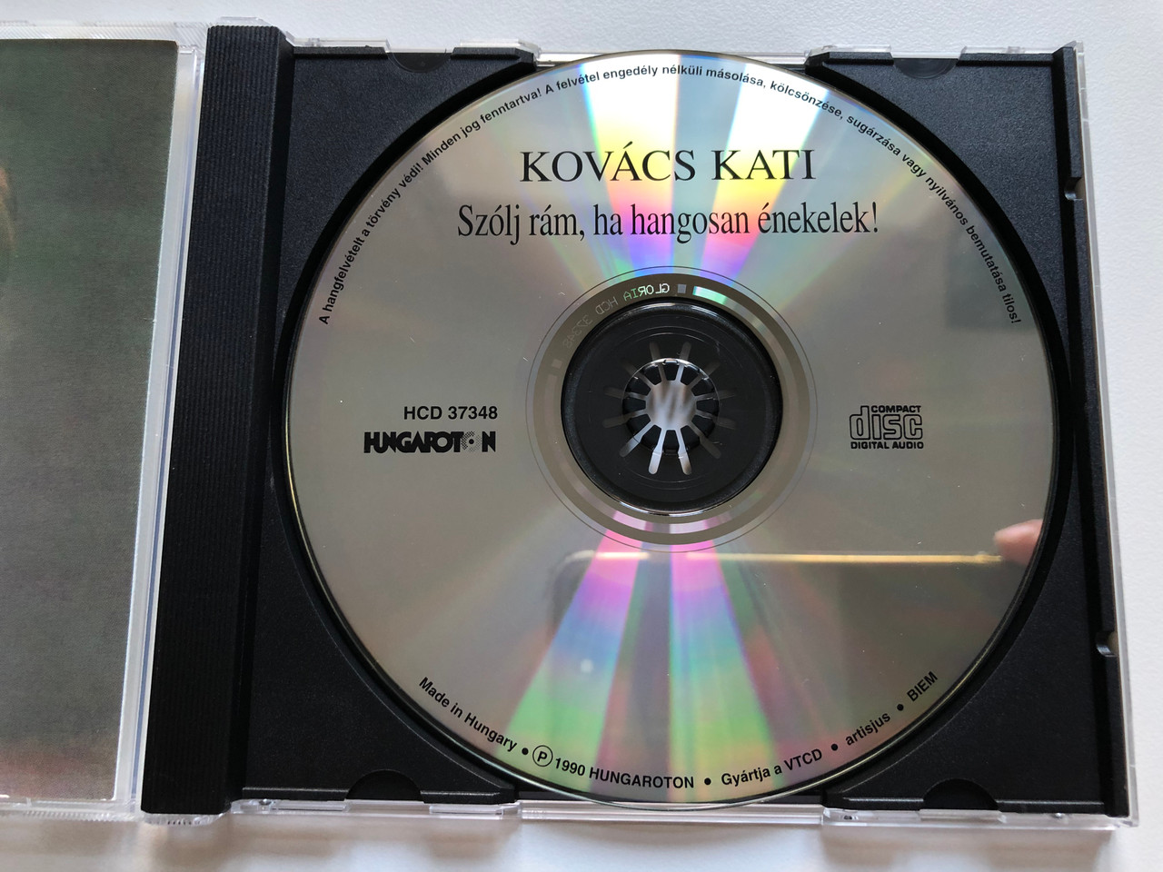 https://cdn10.bigcommerce.com/s-62bdpkt7pb/products/0/images/233737/Kovcs_Kati_Szlj_Rm_Ha_Hangosan_nekelek_Profil_Audio_CD_1990_Stereo_HCD_37348_3__14466.1655136391.1280.1280.JPG?c=2&_gl=1*kpwfvf*_ga*MjA2NTIxMjE2MC4xNTkwNTEyNTMy*_ga_WS2VZYPC6G*MTY1NTEyNzk0OS40MzIuMS4xNjU1MTM2NDEyLjYw